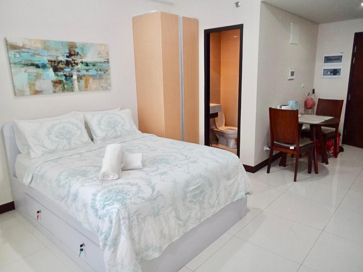Chillax Studio 101 Newport Boulevard Manila Esterno foto